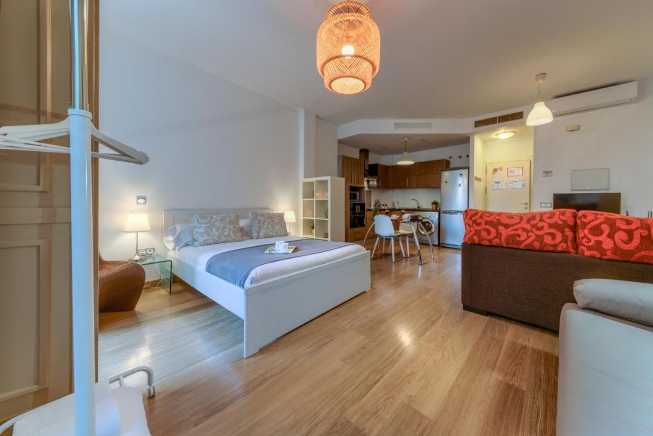 Lyrioshomes Apartamento Estudio La Biznaga Málaga Buitenkant foto